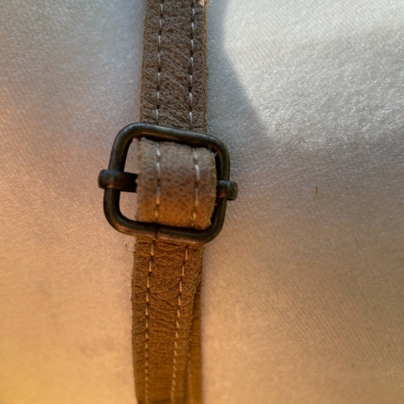 NWT Genuine Hide & Leather Crossbody - Picture 4 of 5